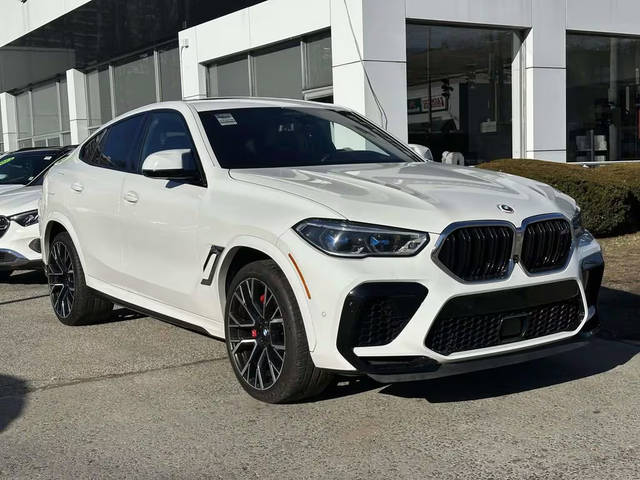 2023 BMW X6 M  AWD photo