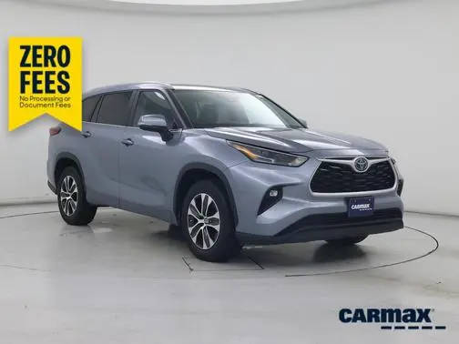 2023 Toyota Highlander Hybrid XLE FWD photo
