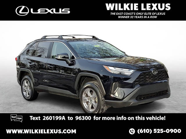 2022 Toyota RAV4 XLE AWD photo