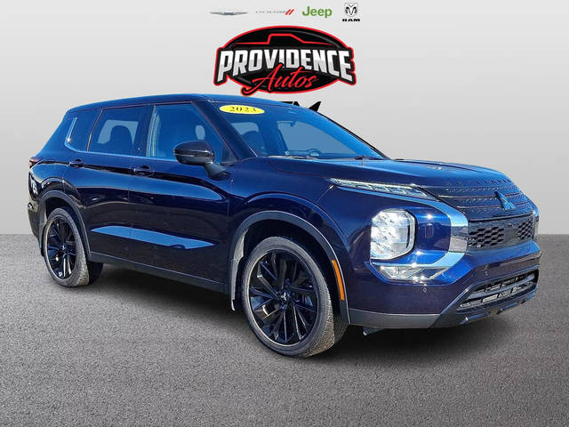 2023 Mitsubishi Outlander SE Black Edition AWD photo