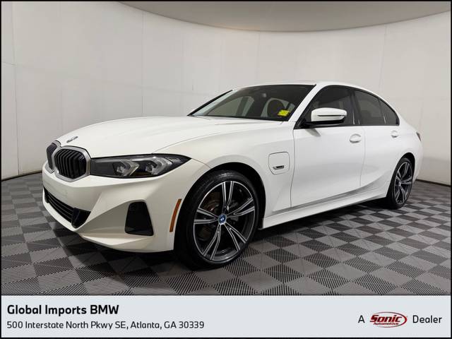 2023 BMW 3 Series 330e RWD photo