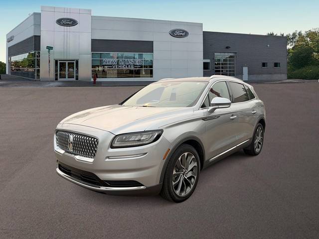 2022 Lincoln Nautilus Reserve AWD photo