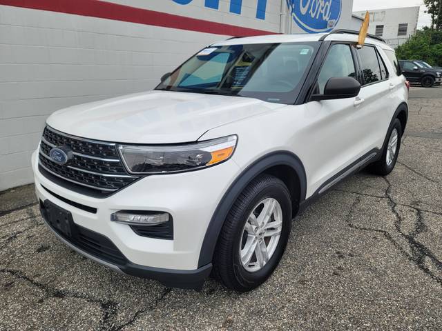 2022 Ford Explorer XLT 4WD photo