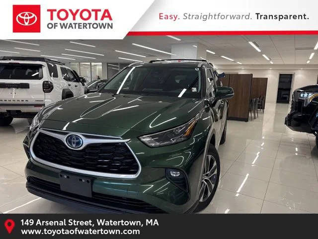 2023 Toyota Highlander Hybrid XLE FWD photo