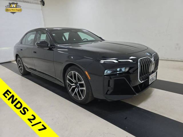 2023 BMW 7 Series 740i RWD photo