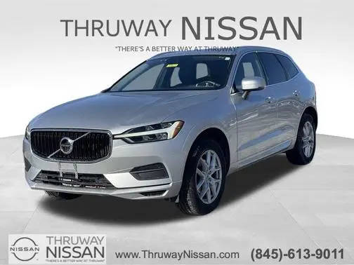 2020 Volvo XC60 Momentum AWD photo