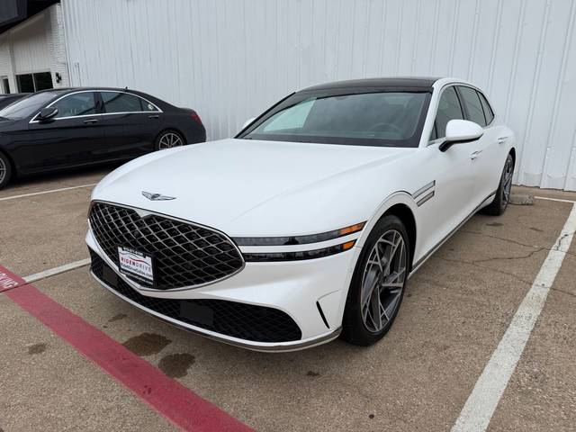 2023 Genesis G90 AWD photo