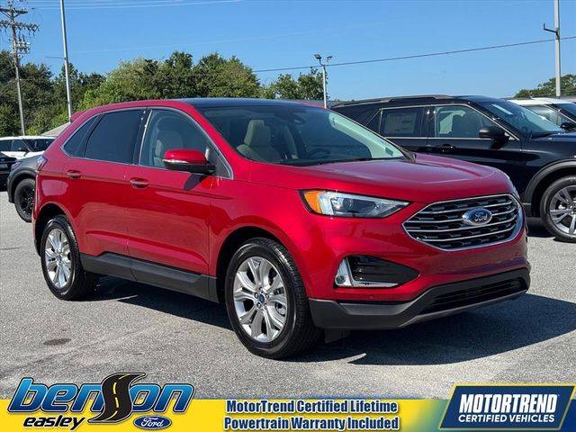 2022 Ford Edge Titanium AWD photo