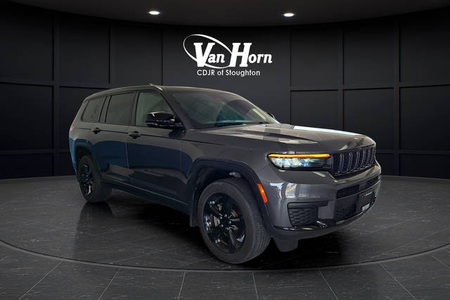 2023 Jeep Grand Cherokee L Altitude 4WD photo