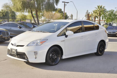 2015 Toyota Prius Three FWD photo