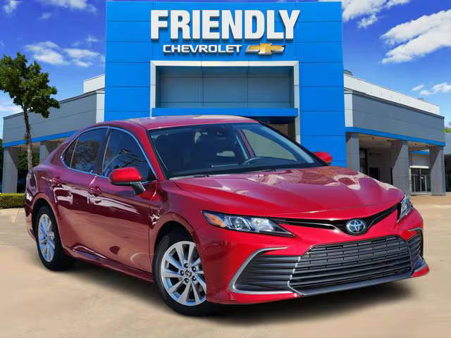 2023 Toyota Camry LE FWD photo