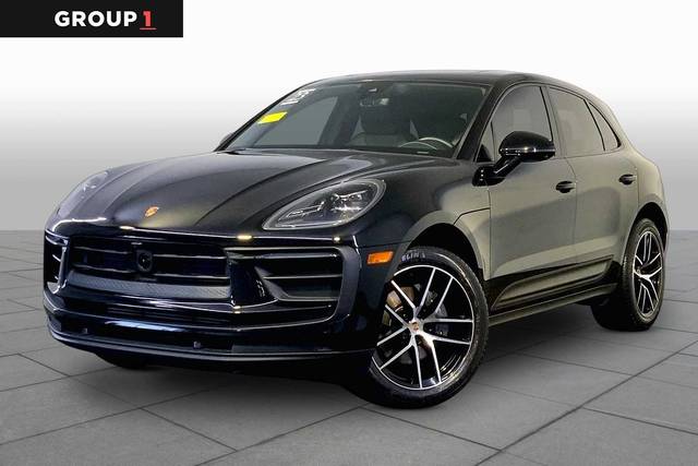 2023 Porsche Macan T AWD photo