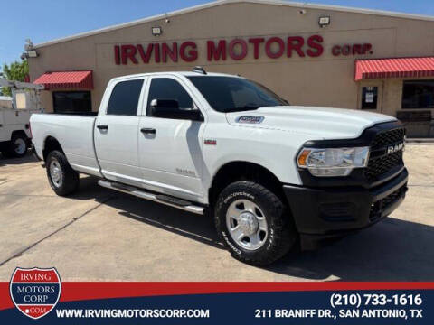 2022 Ram 3500 Tradesman 4WD photo