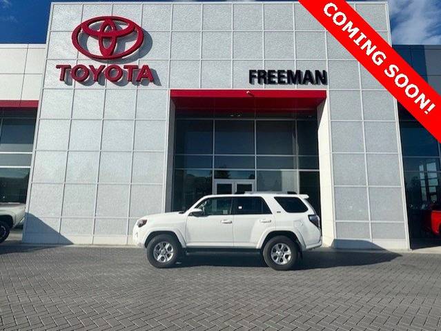 2023 Toyota 4Runner SR5 Premium 4WD photo