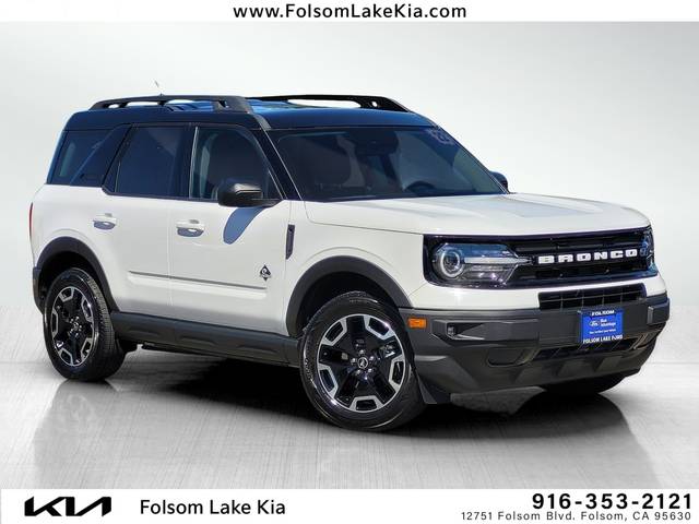 2022 Ford Bronco Sport Outer Banks 4WD photo