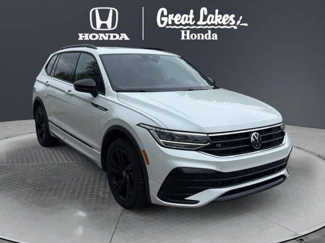 2023 Volkswagen Tiguan SE R-Line Black AWD photo