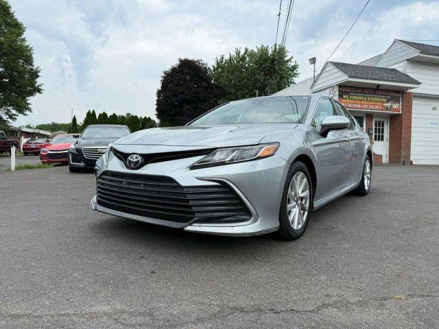 2021 Toyota Camry LE FWD photo