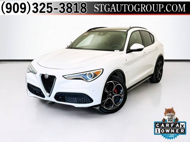 2022 Alfa Romeo Stelvio Ti AWD photo