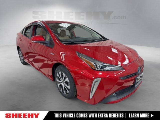 2022 Toyota Prius LE AWD photo