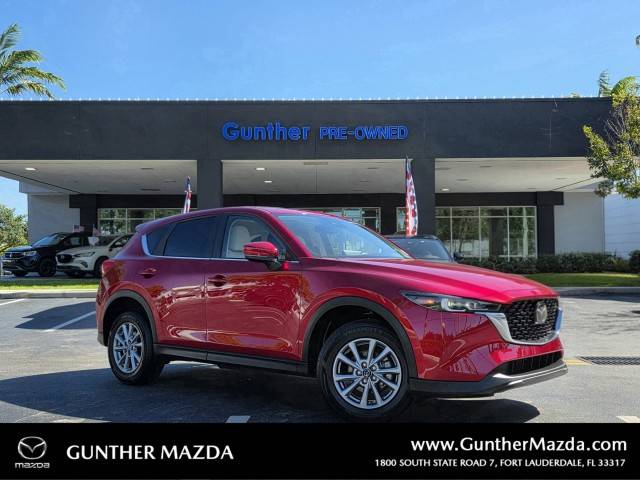 2023 Mazda CX-5 2.5 S Preferred Package AWD photo