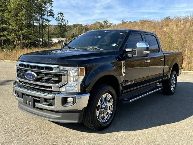 2022 Ford F-250 Super Duty LARIAT 4WD photo