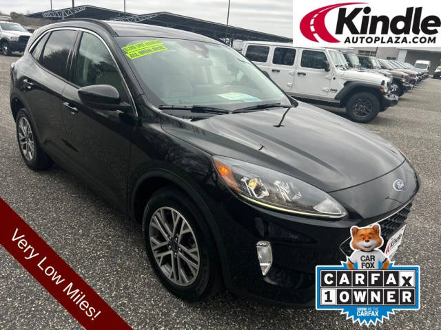 2022 Ford Escape SEL AWD photo