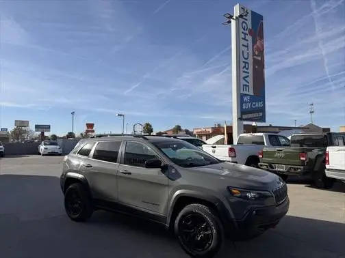 2022 Jeep Cherokee Trailhawk 4WD photo