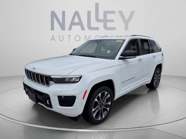 2023 Jeep Grand Cherokee Overland 4WD photo