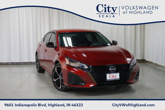 2023 Nissan Altima 2.5 SR FWD photo