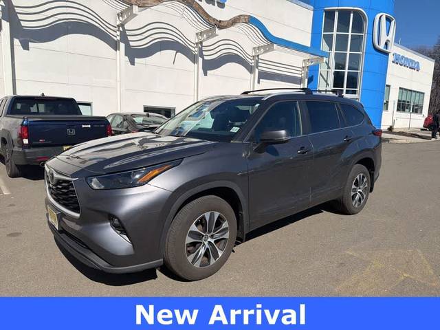 2023 Toyota Highlander XLE AWD photo