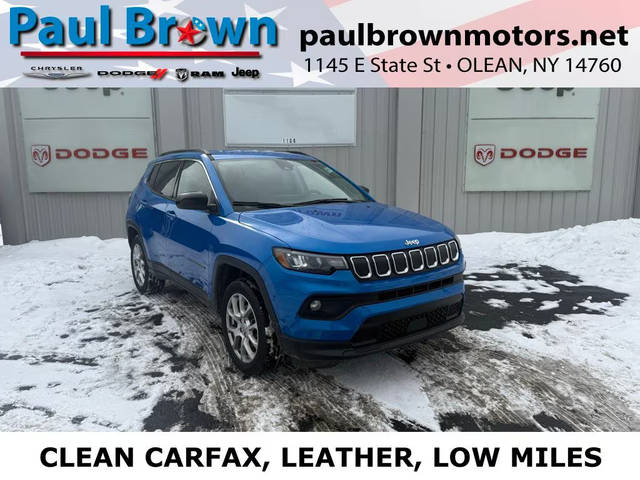 2022 Jeep Compass Latitude Lux 4WD photo