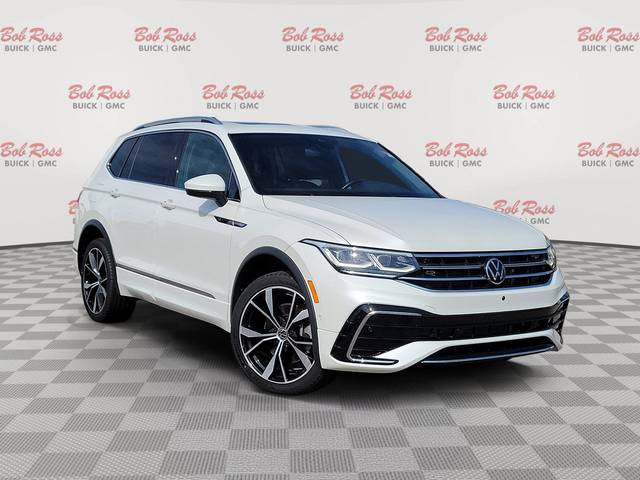 2023 Volkswagen Tiguan SEL R-Line AWD photo