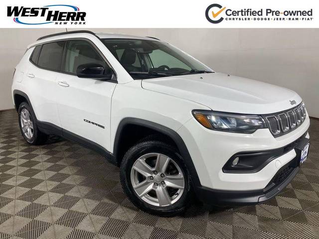 2022 Jeep Compass Latitude 4WD photo