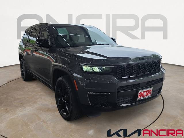 2023 Jeep Grand Cherokee L Limited 4WD photo