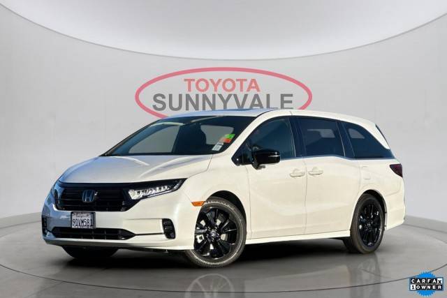 2023 Honda Odyssey Sport FWD photo