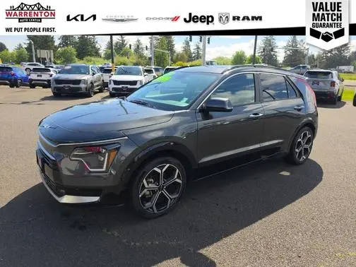 2023 Kia Niro SX Touring FWD photo