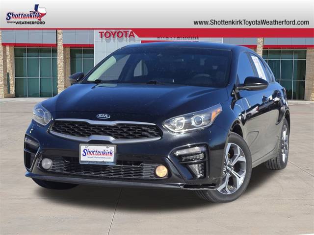 2021 Kia Forte LXS FWD photo