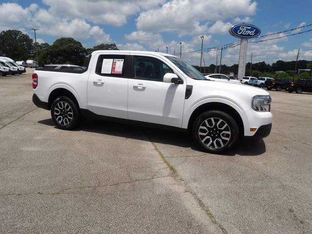2022 Ford Maverick LARIAT AWD photo