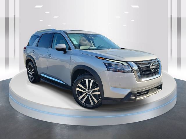 2023 Nissan Pathfinder Platinum 4WD photo