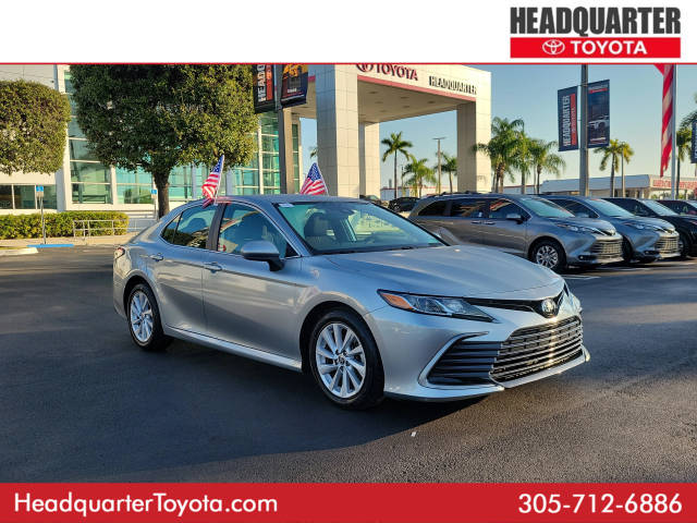 2023 Toyota Camry LE FWD photo
