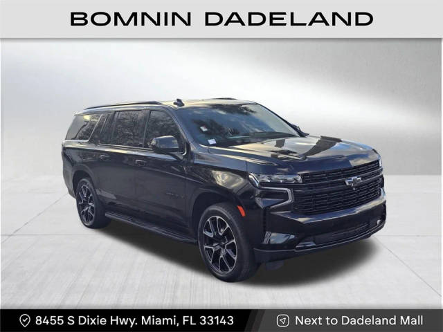 2023 Chevrolet Suburban RST RWD photo