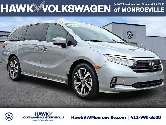 2023 Honda Odyssey Touring FWD photo