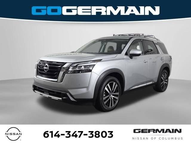 2023 Nissan Pathfinder Platinum 4WD photo