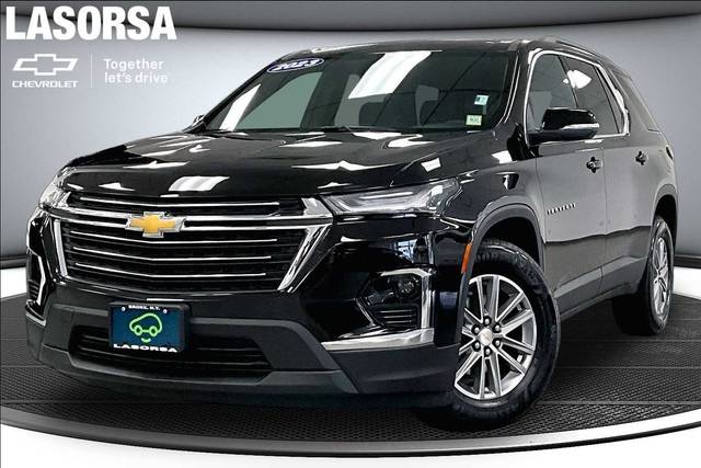 2023 Chevrolet Traverse LT Leather AWD photo