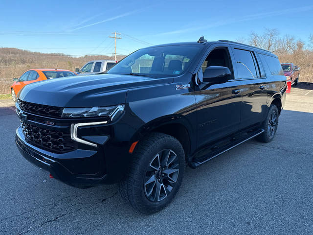 2023 Chevrolet Suburban Z71 4WD photo