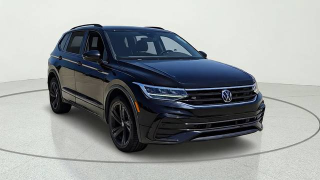 2023 Volkswagen Tiguan SE R-Line Black FWD photo
