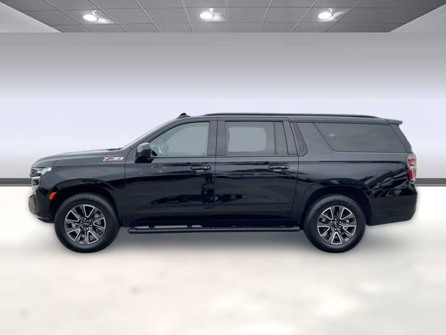 2023 Chevrolet Suburban Z71 4WD photo