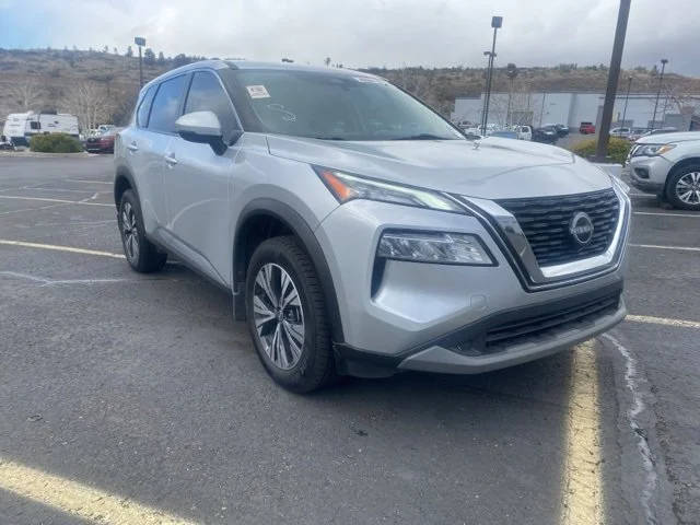 2023 Nissan Rogue SV FWD photo