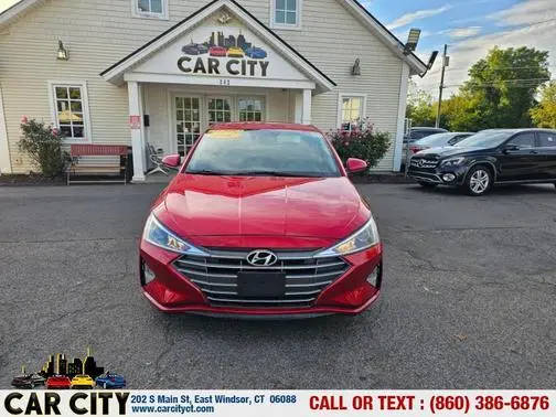 2020 Hyundai Elantra SEL FWD photo