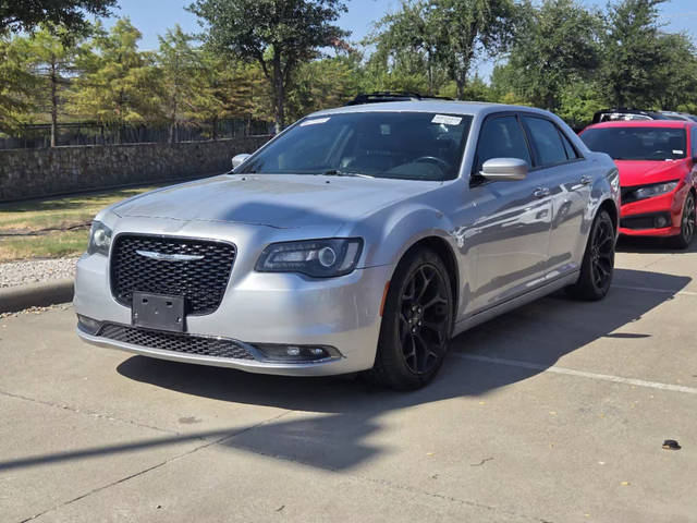 2020 Chrysler 300 300S RWD photo